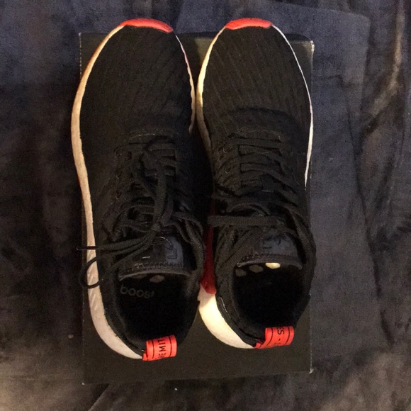 Adidas NMD R2 - Picture 3 of 5